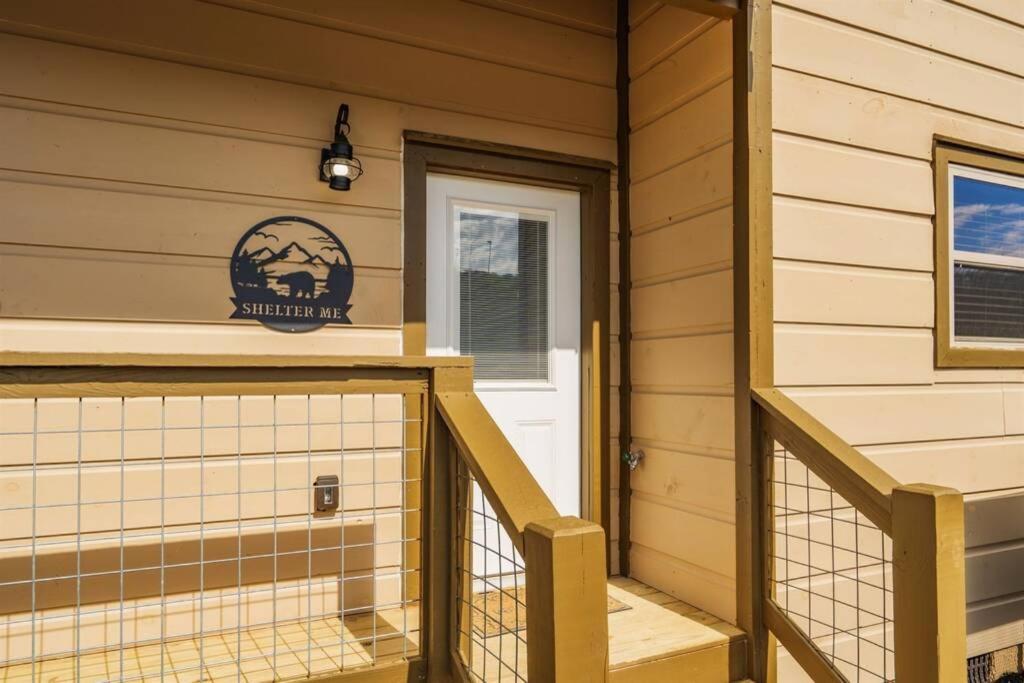 Shelter Me - 5 Miles To Dollywood , Hot Tub, Wi-Fi, Game Room 鸽子谷 外观 照片